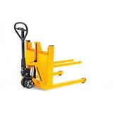 Jungheinrich AM V05 hand pallet truck, with wide track for display pallets