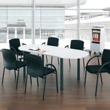 Konferenčný stôl oválny tvar