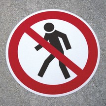 Marcatore da pavimento antiscivolo m2 – Passaggio vietato