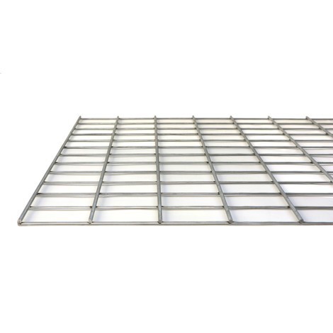 Outdoor wide-span shelf with lattice shelves
