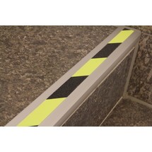 Profilo anti-scivolo per gradini, R10, alluminio, fluorescente