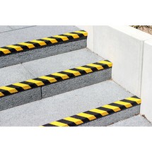 Protiskluzový profil na hranu schodu sklolaminát Medium, černá/žlutá