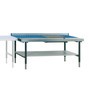 Stôl s valčekovým dopravníkom, pracovnou plochou a váhou pre stolový baliaci systém Rocholz