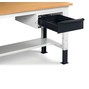 Výškově nastavitelný pracovní stůl Fami s multifunkčním segmentem stěny a zásuvky