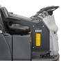 Zametací a vysávací stroj se sedící obsluhou Nilfisk® SC 6500
